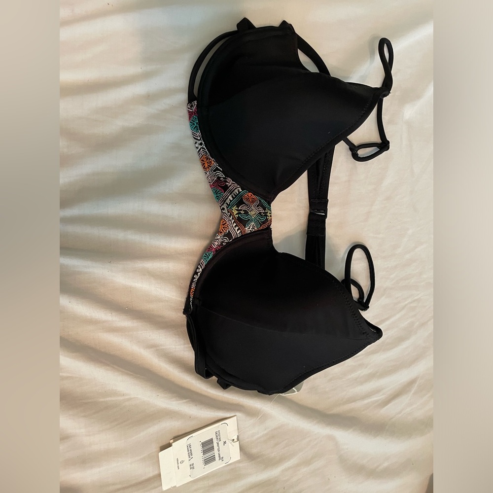 Volcom bikini top XL